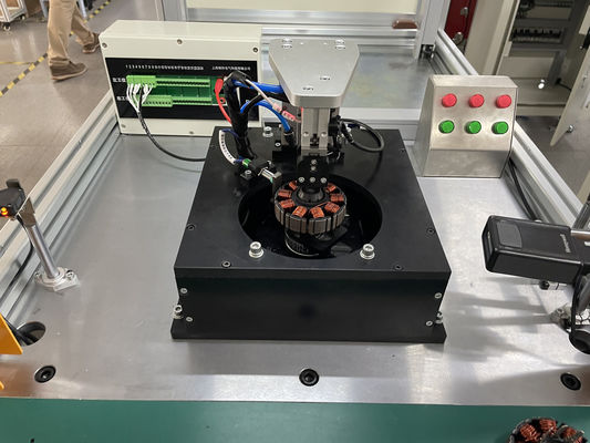 China Elektromotor StatorPrüfgerät Gleichstromwiderstand Induktivität Überspannung Isolierung Hi-Pot Rotation fournisseur