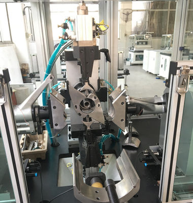 Maschine zur Wickelung von Kupferdrahtverstärkungen PMDC Rotor Riser Commutator fournisseur