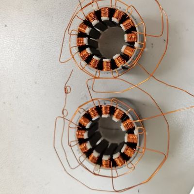 Vollautomatische Motorwickelmaschine 8kw Zähnewicklung für beschichtete Statorstapel fournisseur