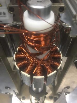 Flyer Stator Wicklungsmaschine für Pumpen Drohne Bldc Motoren Armature Outrunner Stator fournisseur
